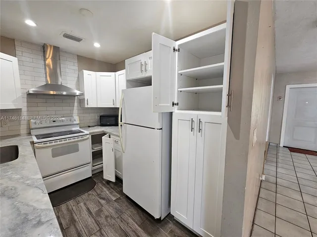 a view of outdoor space