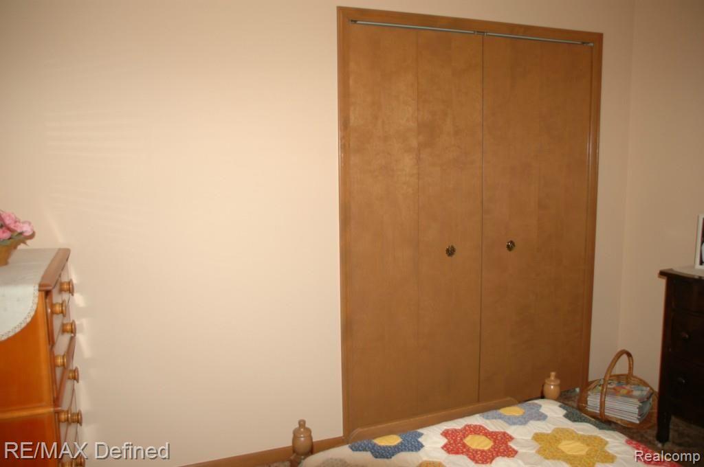 56395 Fairchild Road Macomb, MI 48042 - Photo 14 of 22 13 - BR2.jpg