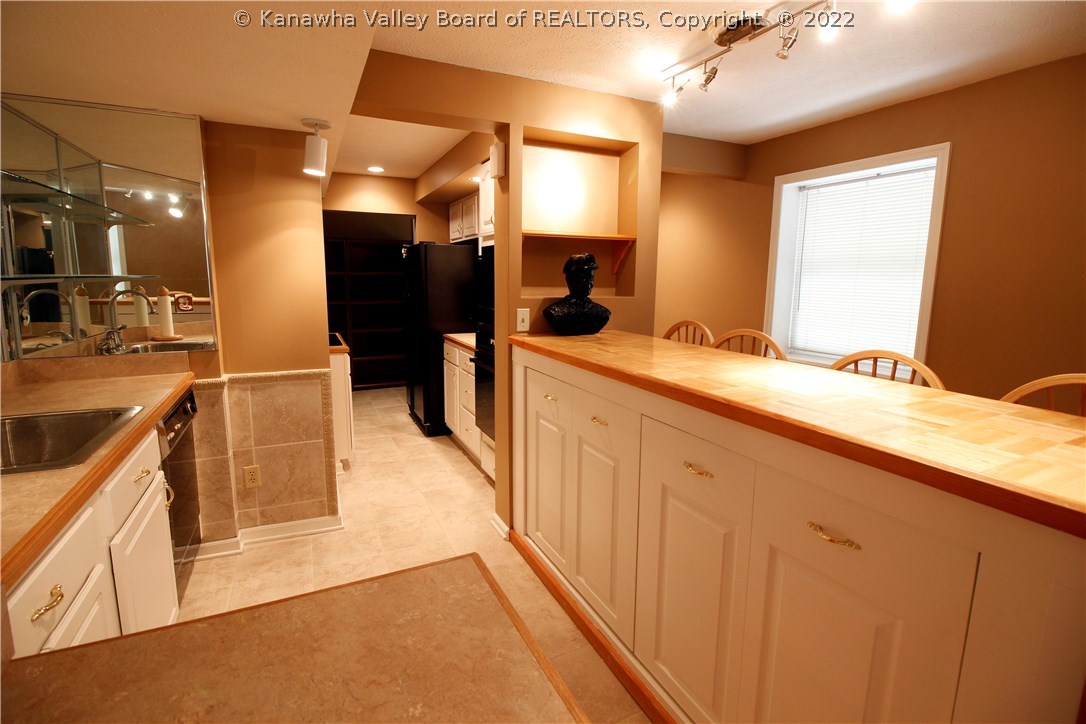 131 Summit Ridge Road Hurricane, WV 25526 - Photo 23 of 27 Gallery Image 23