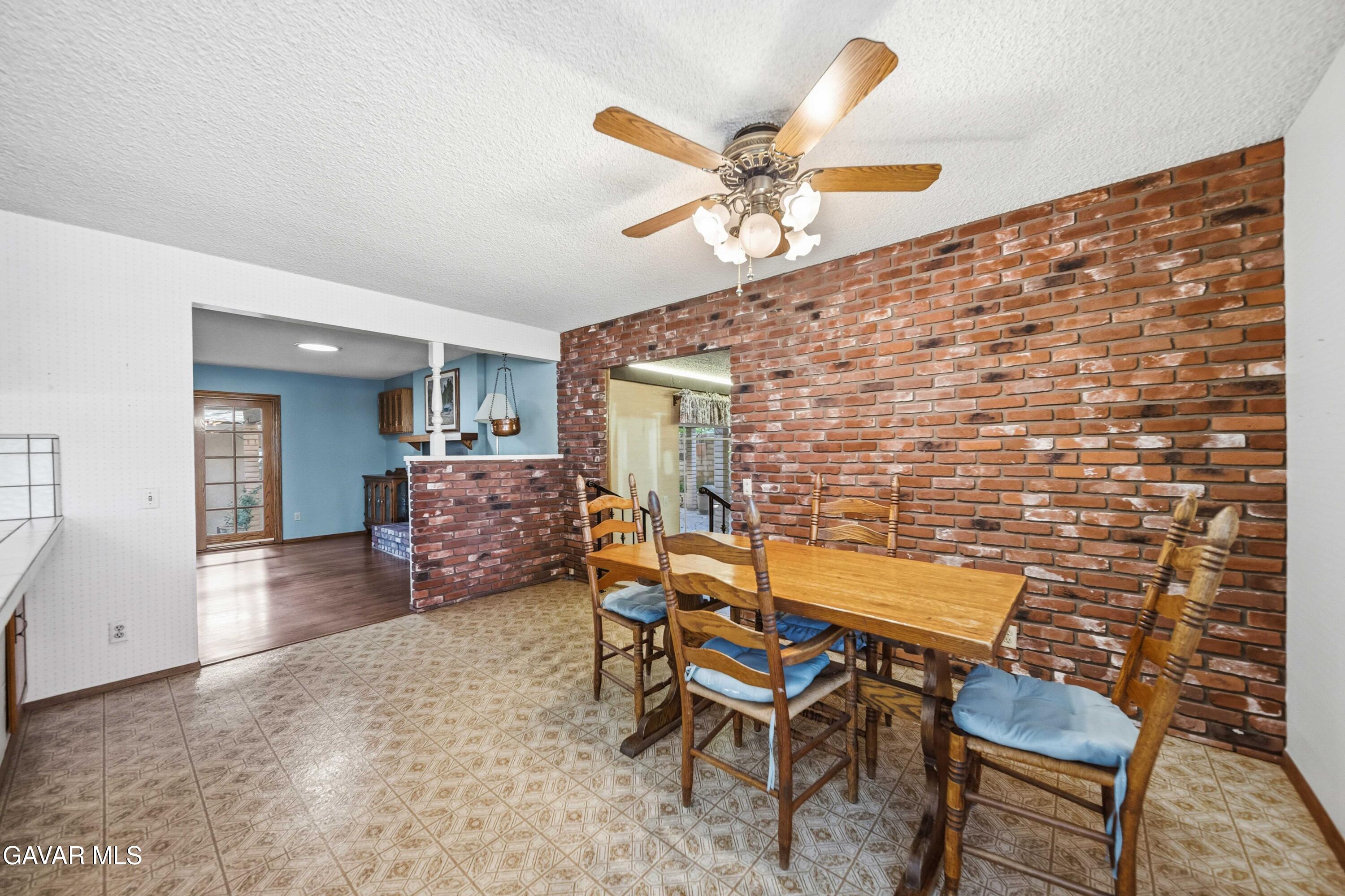 10739 Reseda Boulevard Porter Ranch, CA 91326 - Photo 20 of 57 10739 Reseda Blvd Porter Ranch-20