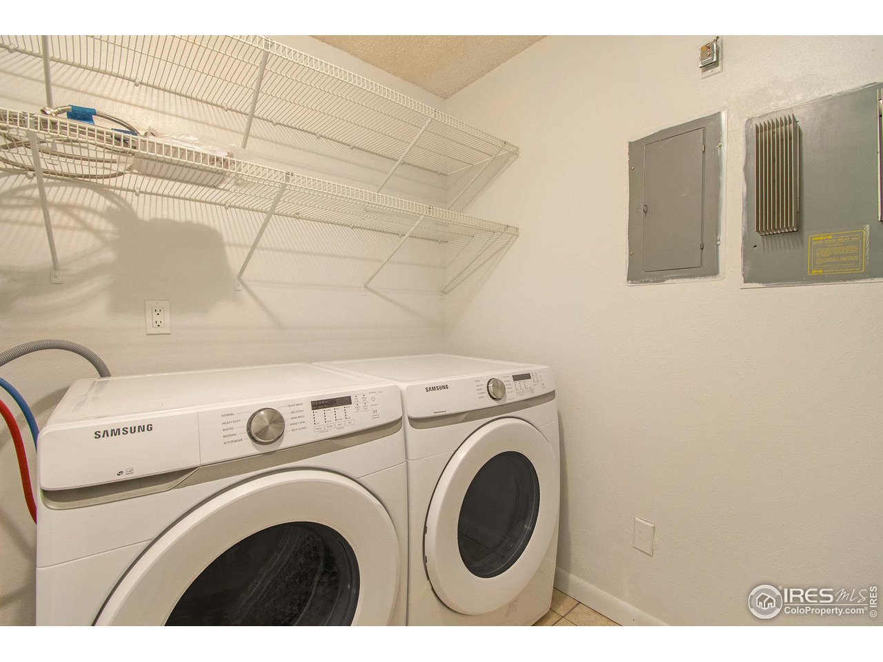 4068 South Atchison Way, Unit 101 Aurora, CO 80014 - Photo 7 of 12 a view of washer and dryer