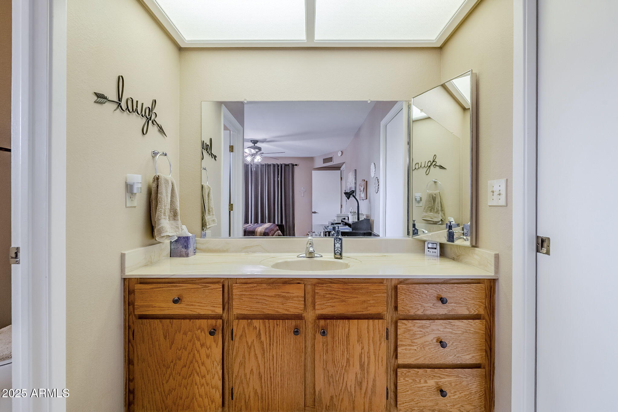2159 South Periwinkle Mesa, AZ 85209 - Photo 16 of 31 Primary Bathroom Vanity