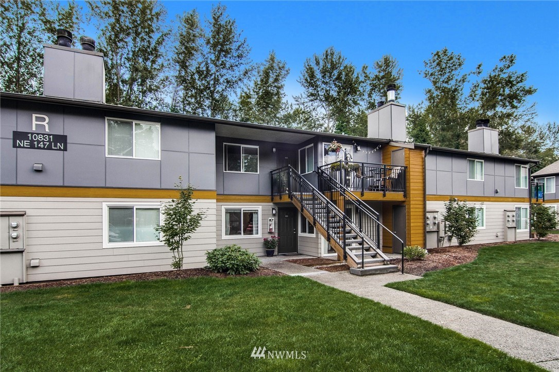 10831 Northeast 147th Lane, Unit R101 Bothell, WA 98011 - Photo 2 of 25