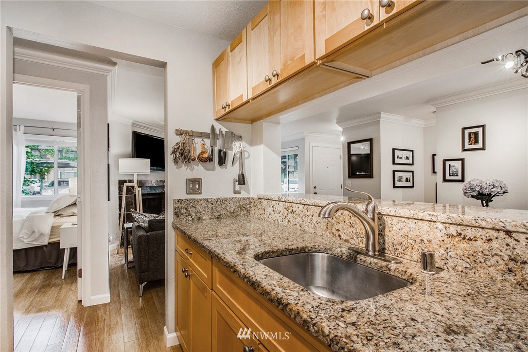 10831 Northeast 147th Lane, Unit R101 Bothell, WA 98011 - Photo 15 of 25