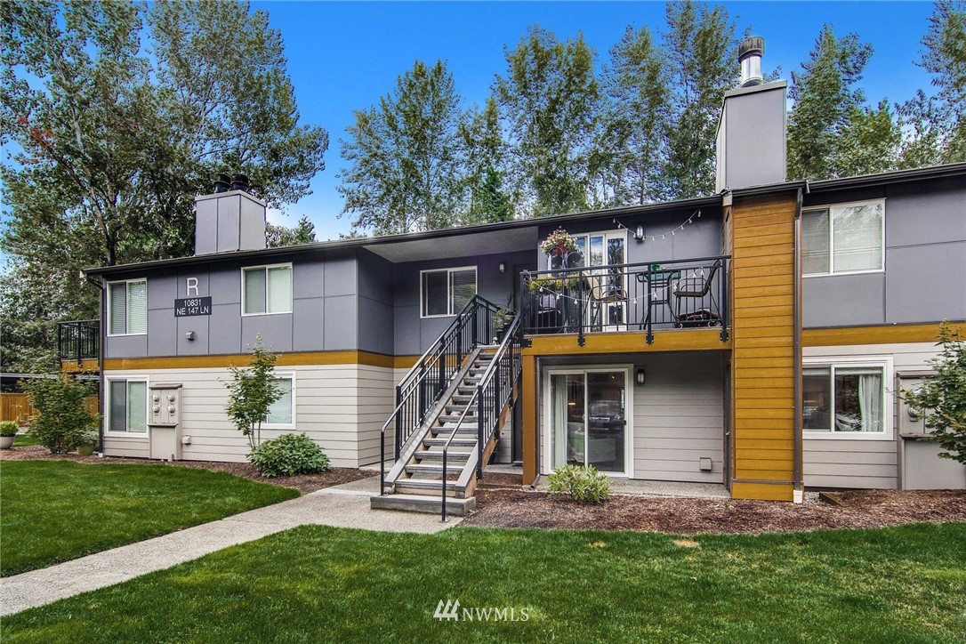 10831 Northeast 147th Lane, Unit R101 Bothell, WA 98011 - Photo 3 of 25