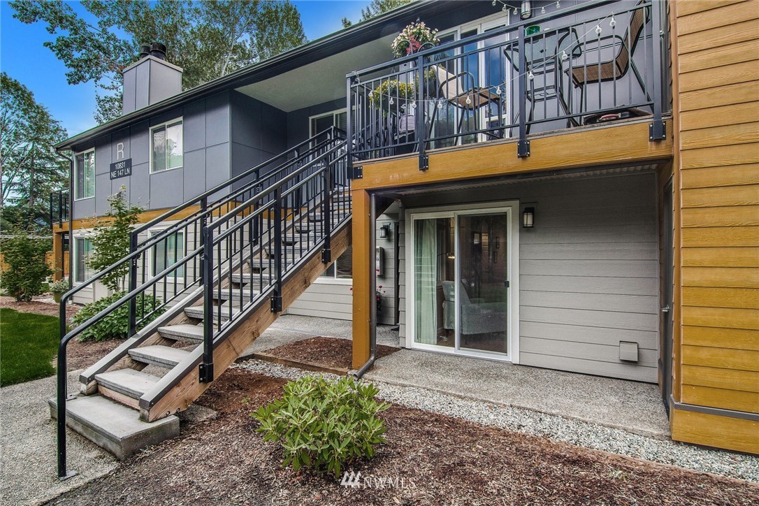 10831 Northeast 147th Lane, Unit R101 Bothell, WA 98011 - Photo 4 of 25