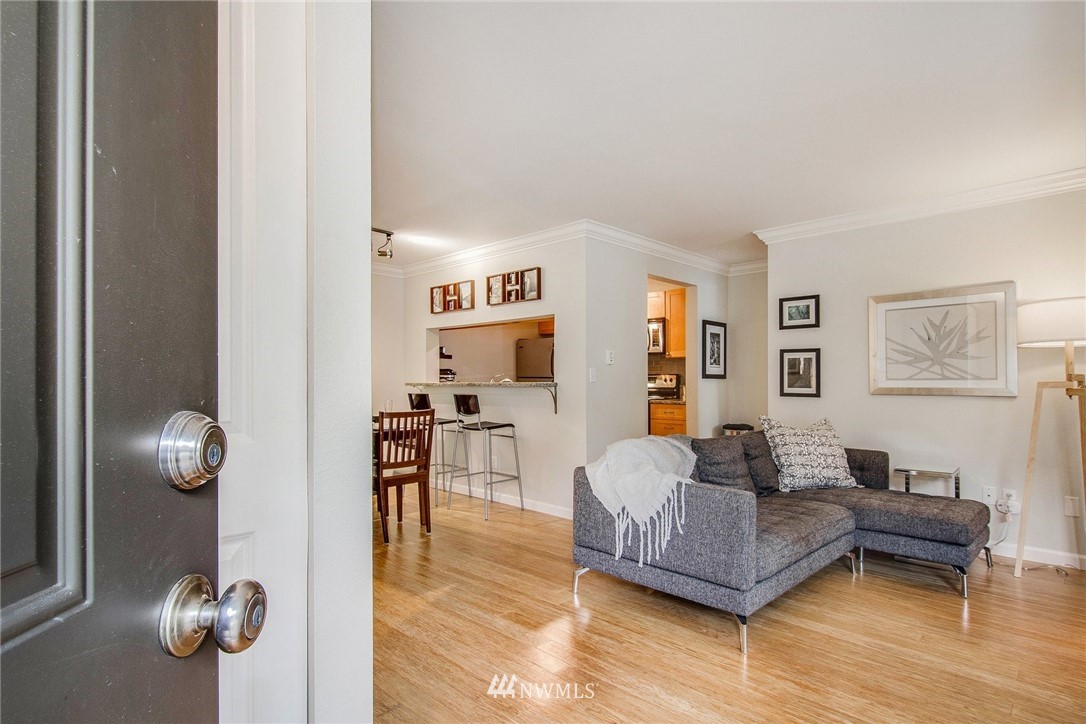 10831 Northeast 147th Lane, Unit R101 Bothell, WA 98011 - Photo 6 of 25