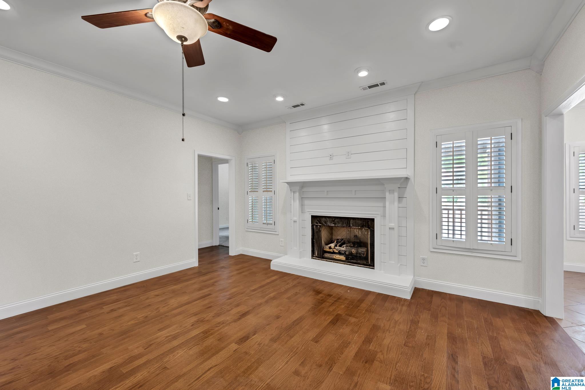 900 Park Avenue Oneonta, AL 35121 - Photo 5 of 31