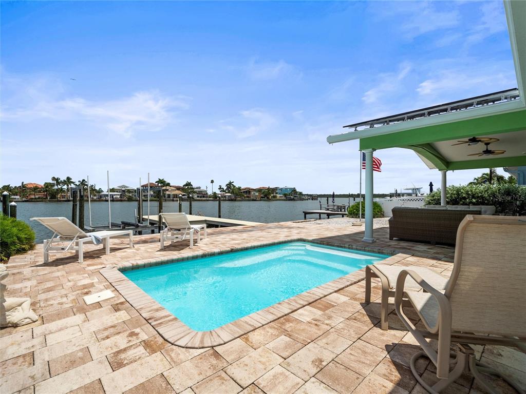 16129 4th Street East Redington Beach, FL 33708 - Photo 1 of 43 Gallery Image 1