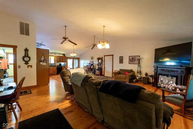 $459,900 | 11020 West Us Highway, Charlottesville, IN 46117