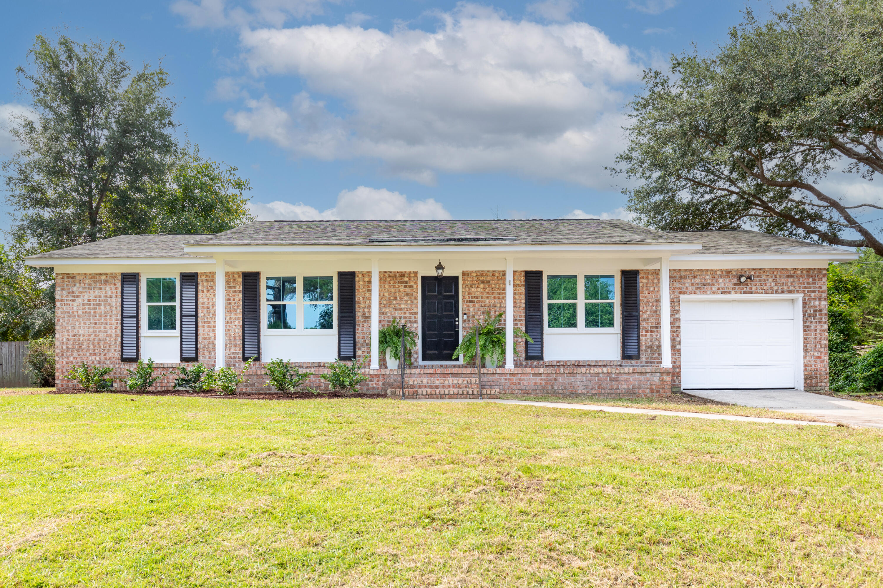 1309 Hampshire Road Charleston, SC 29412 - Photo 1 of 40 1309 Hampshire Road