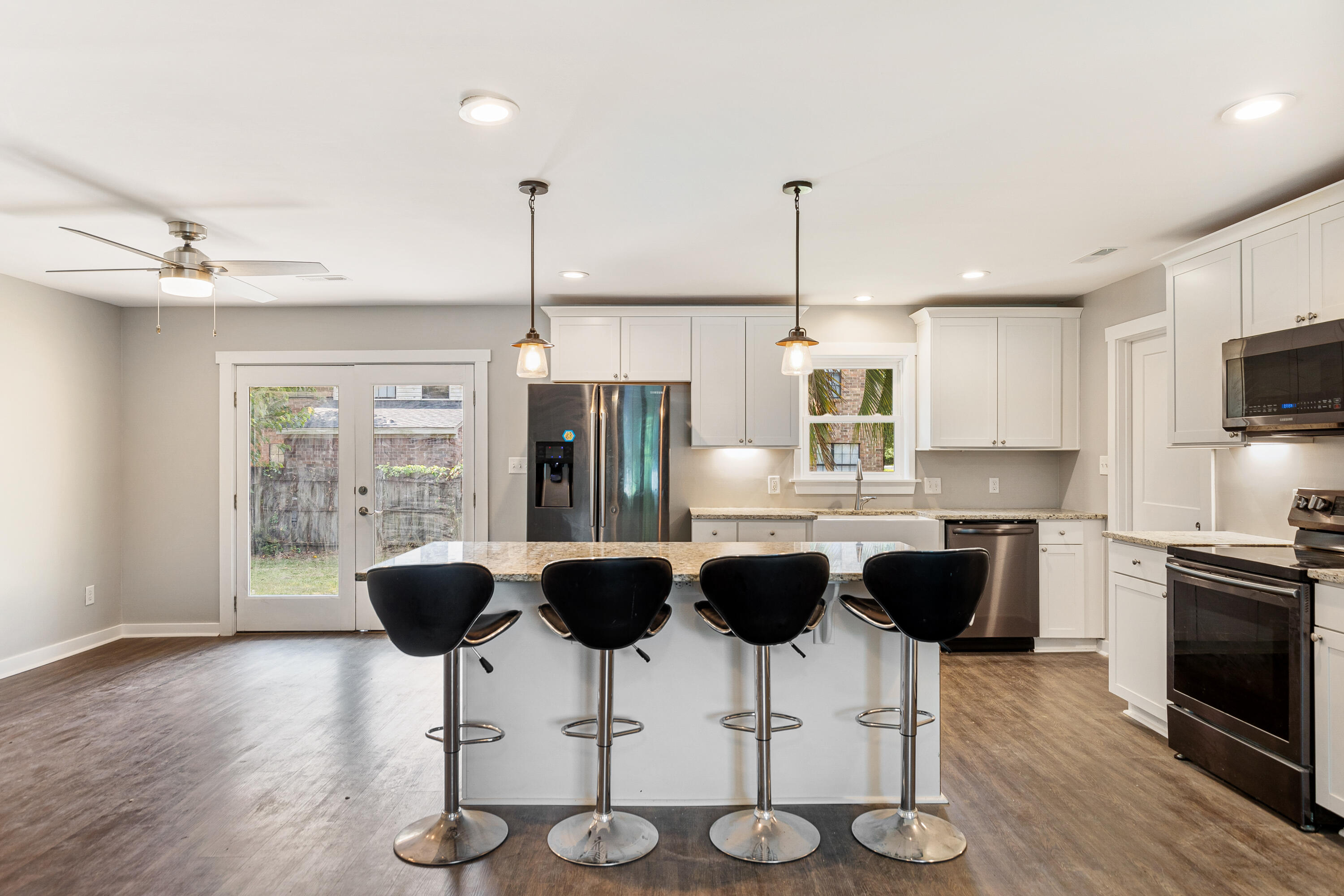 1309 Hampshire Road Charleston, SC 29412 - Photo 12 of 40 1309 Hampshire Road