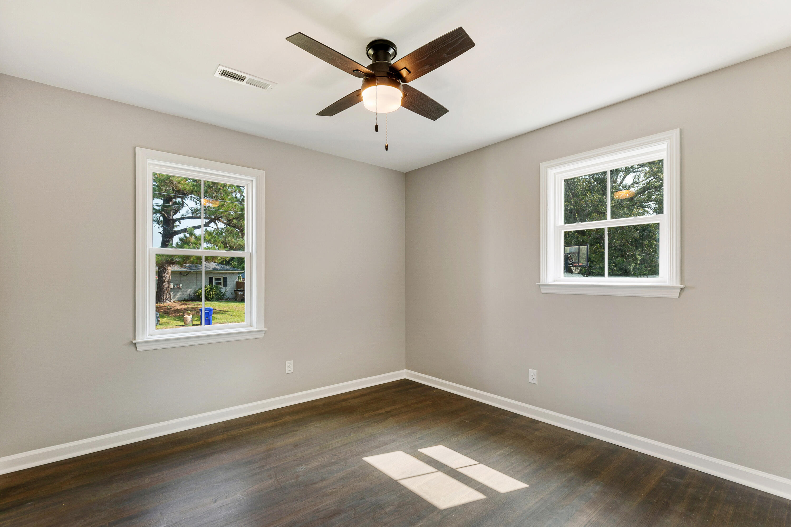 1309 Hampshire Road Charleston, SC 29412 - Photo 23 of 40 1309 Hampshire Road