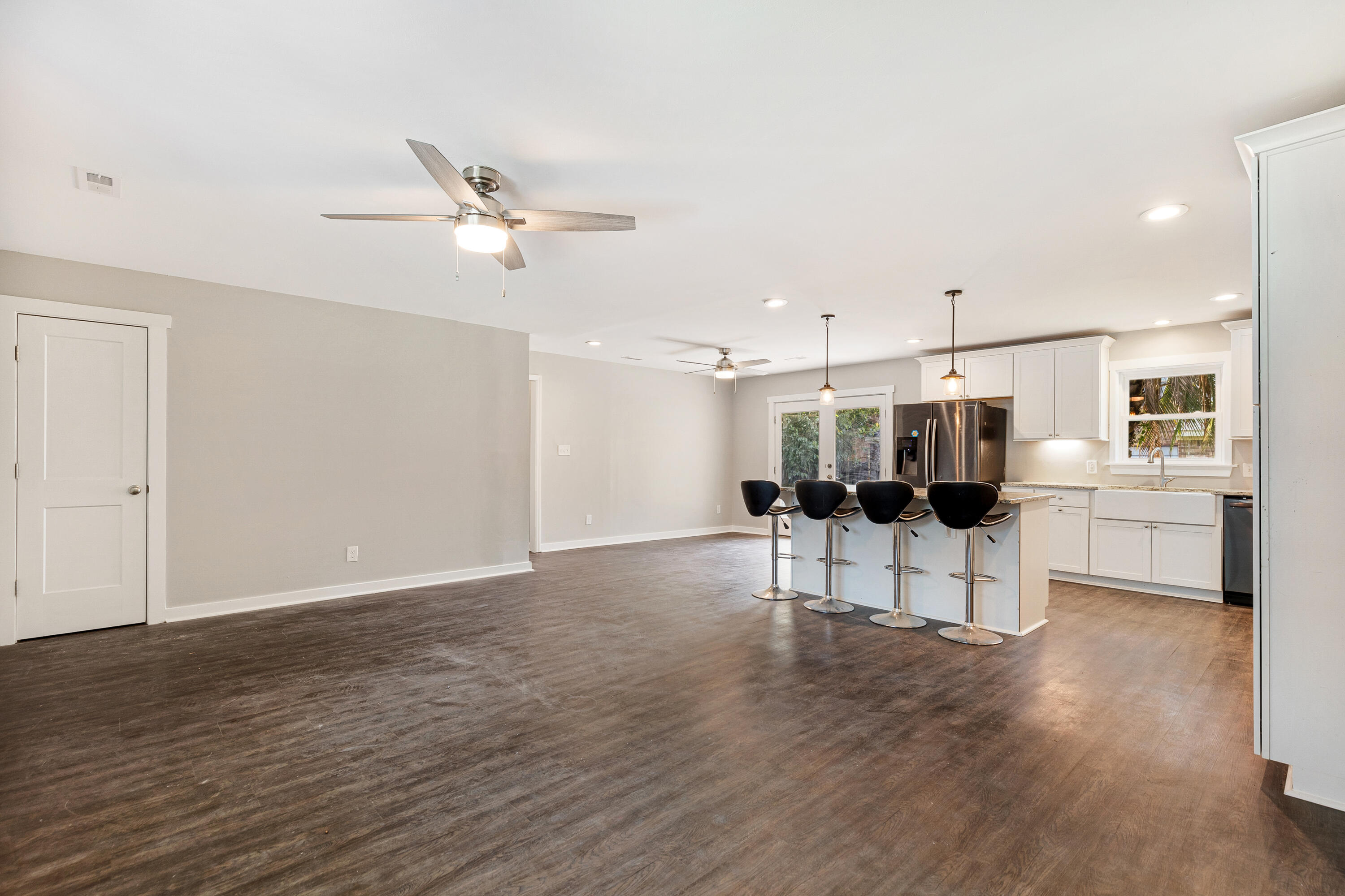 1309 Hampshire Road Charleston, SC 29412 - Photo 4 of 40 1309 Hampshire Road