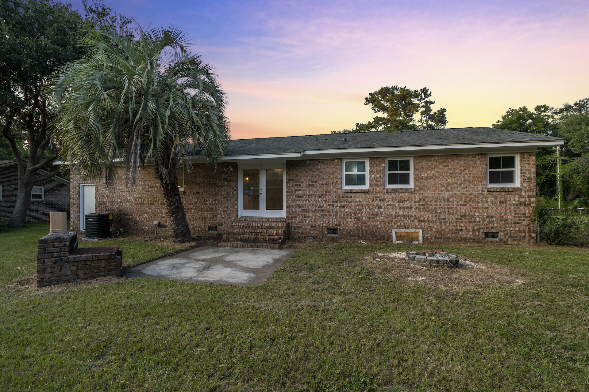 1309 Hampshire Road Charleston, SC 29412 - Photo 39 of 40 1309 Hampshire Road