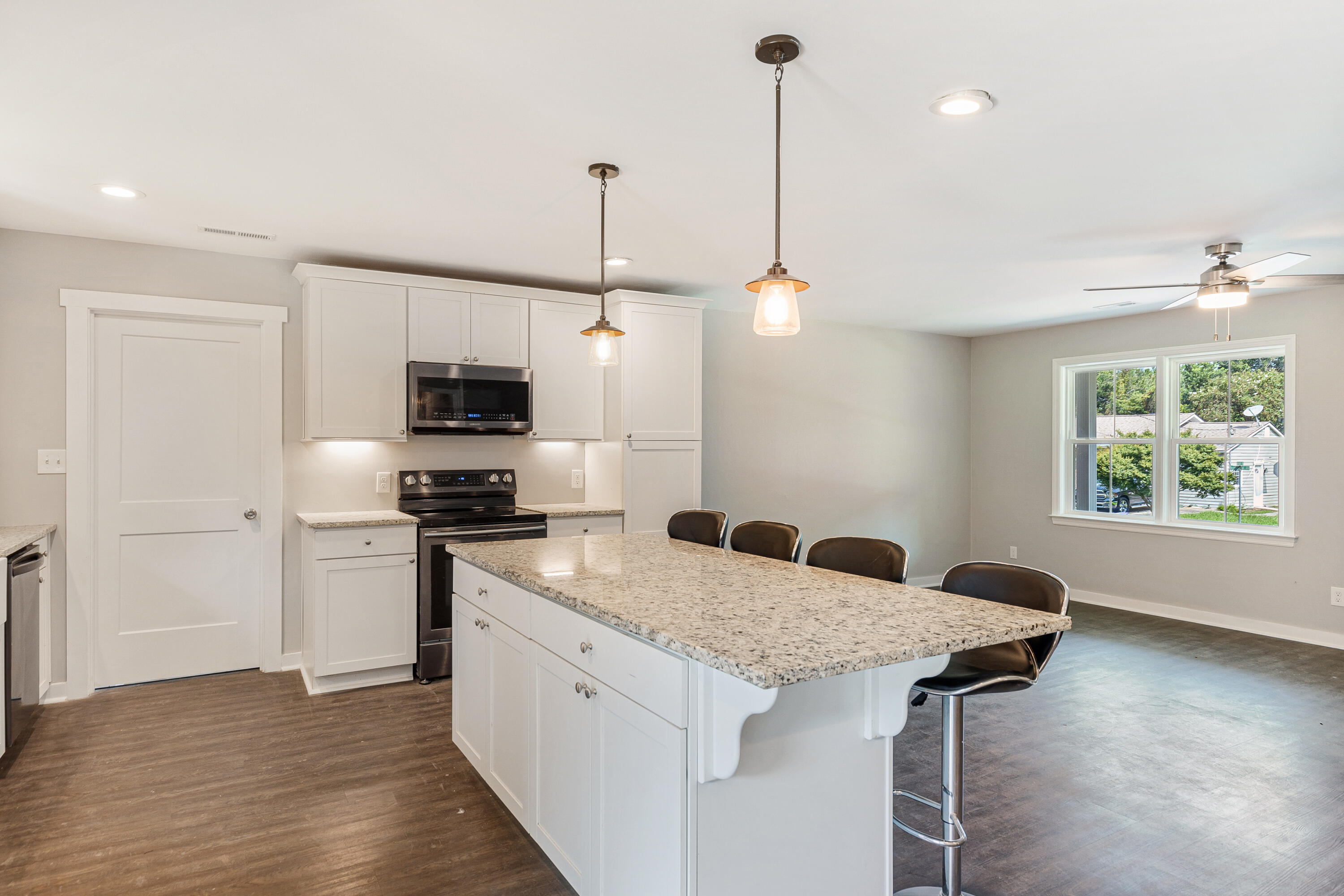1309 Hampshire Road Charleston, SC 29412 - Photo 7 of 40 1309 Hampshire Road