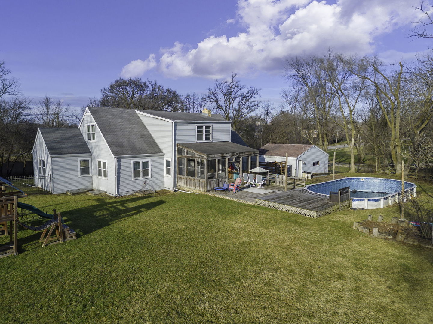26W441 West Wiesbrook Road Wheaton, IL 60189 - Photo 2 of 21 Gallery Image 2