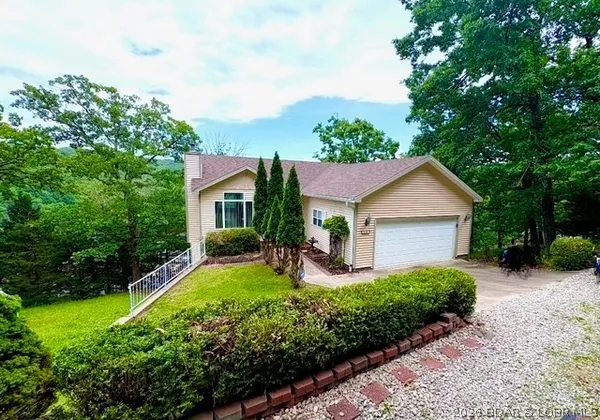 $319,000 | 5738 Pinnacle Court, Osage Beach, MO 65065