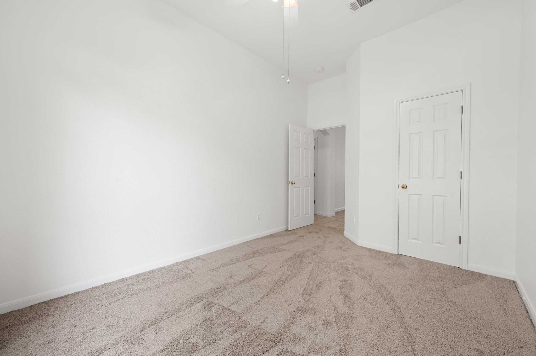 9201 La Siesta Bend Austin, TX 78749 - Photo 26 of 37 a view of an empty room