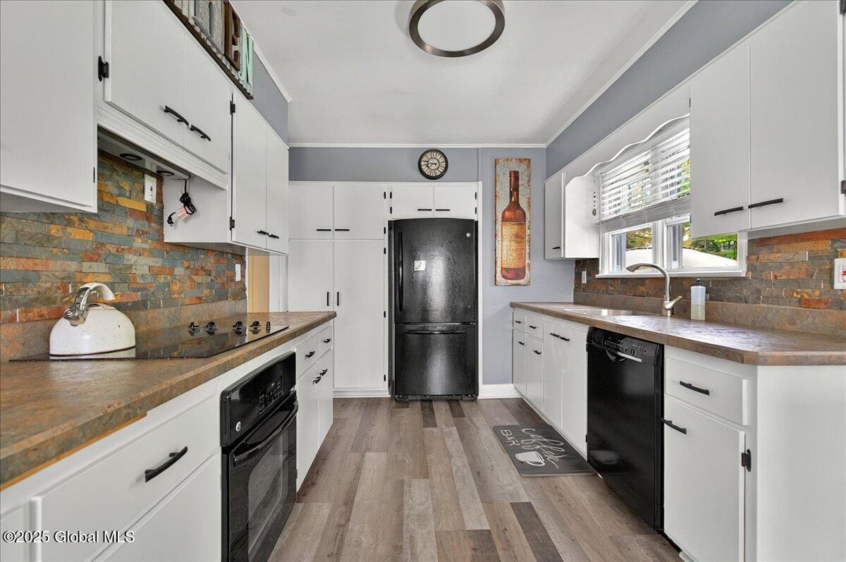 533 Boght Road Colonie, NY 12047 - Photo 7 of 39 20-533 BOGHT RD-27
