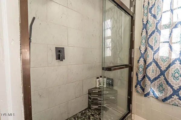 $379,900 | 12104 Linden Street, Meadowview, VA 24361