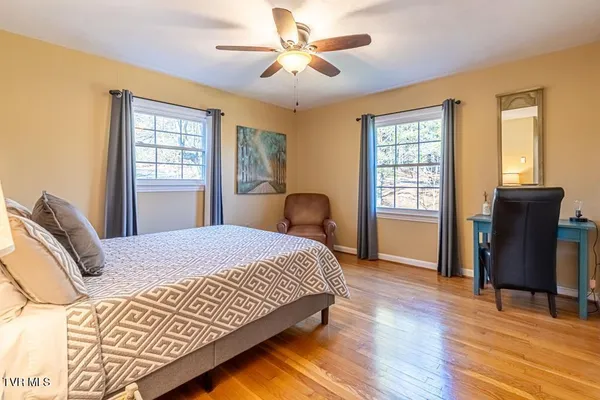 $389,900 | 12104 Linden Street, Meadowview, VA 24361