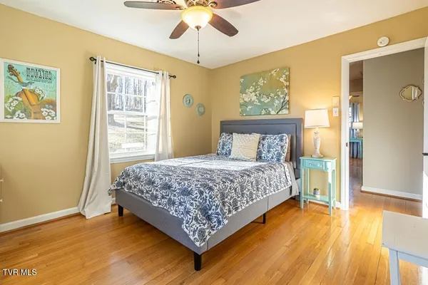 $379,900 | 12104 Linden Street, Meadowview, VA 24361