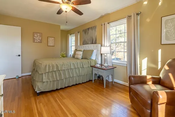 $389,900 | 12104 Linden Street, Meadowview, VA 24361