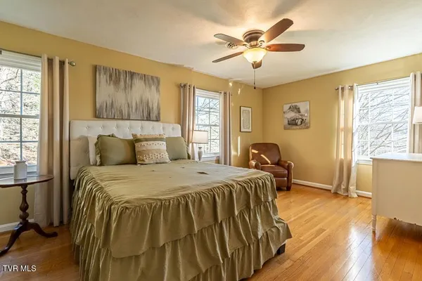 $389,900 | 12104 Linden Street, Meadowview, VA 24361