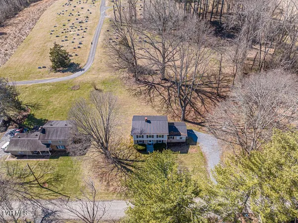 $389,900 | 12104 Linden Street, Meadowview, VA 24361