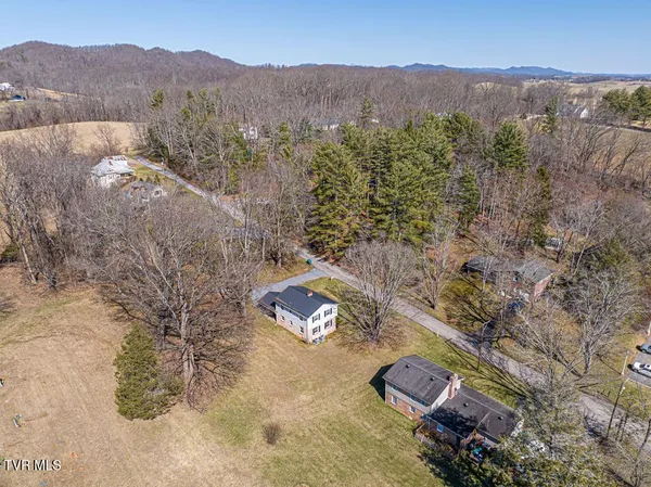 $379,900 | 12104 Linden Street, Meadowview, VA 24361