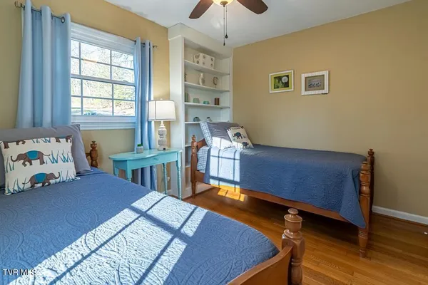 $389,900 | 12104 Linden Street, Meadowview, VA 24361