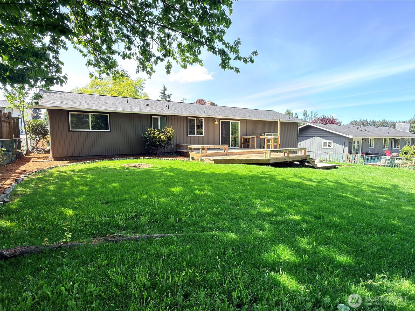 2420 Southwest 326th Street Federal Way, WA 98023 - Photo 30 of 35