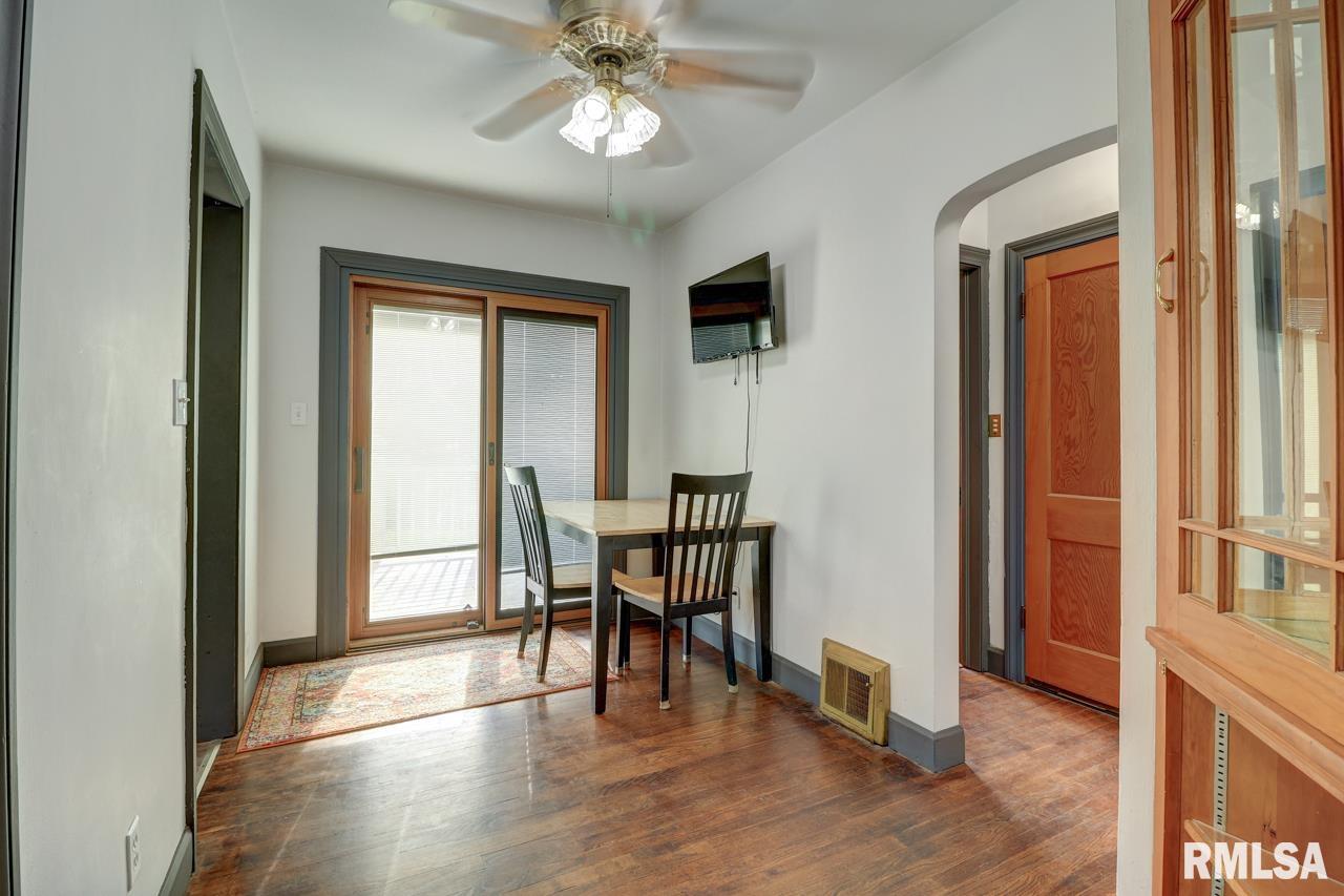 2813 North 3rd Street Clinton, IA 52732 - Photo 5 of 21