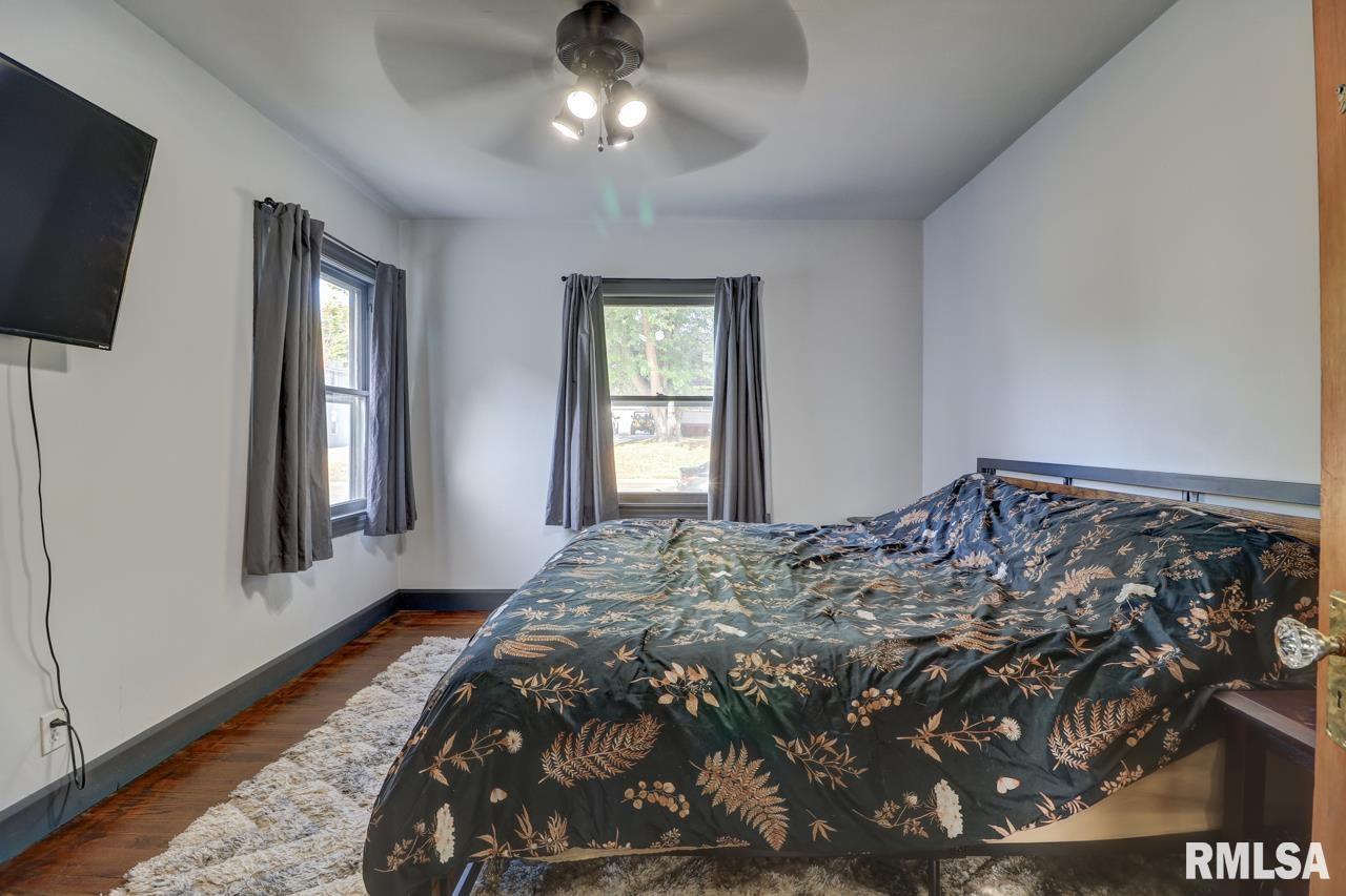 2813 North 3rd Street Clinton, IA 52732 - Photo 7 of 21