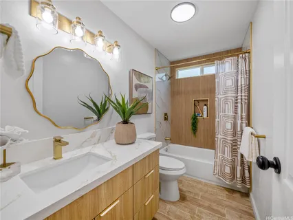 $1,555,000 | 1200 Mokuhano Street, Honolulu, HI 96825