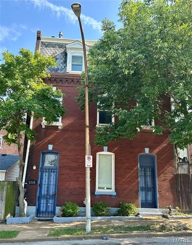 $139,900 | 1118 Mallinckrodt Street, St. Louis, MO 63107