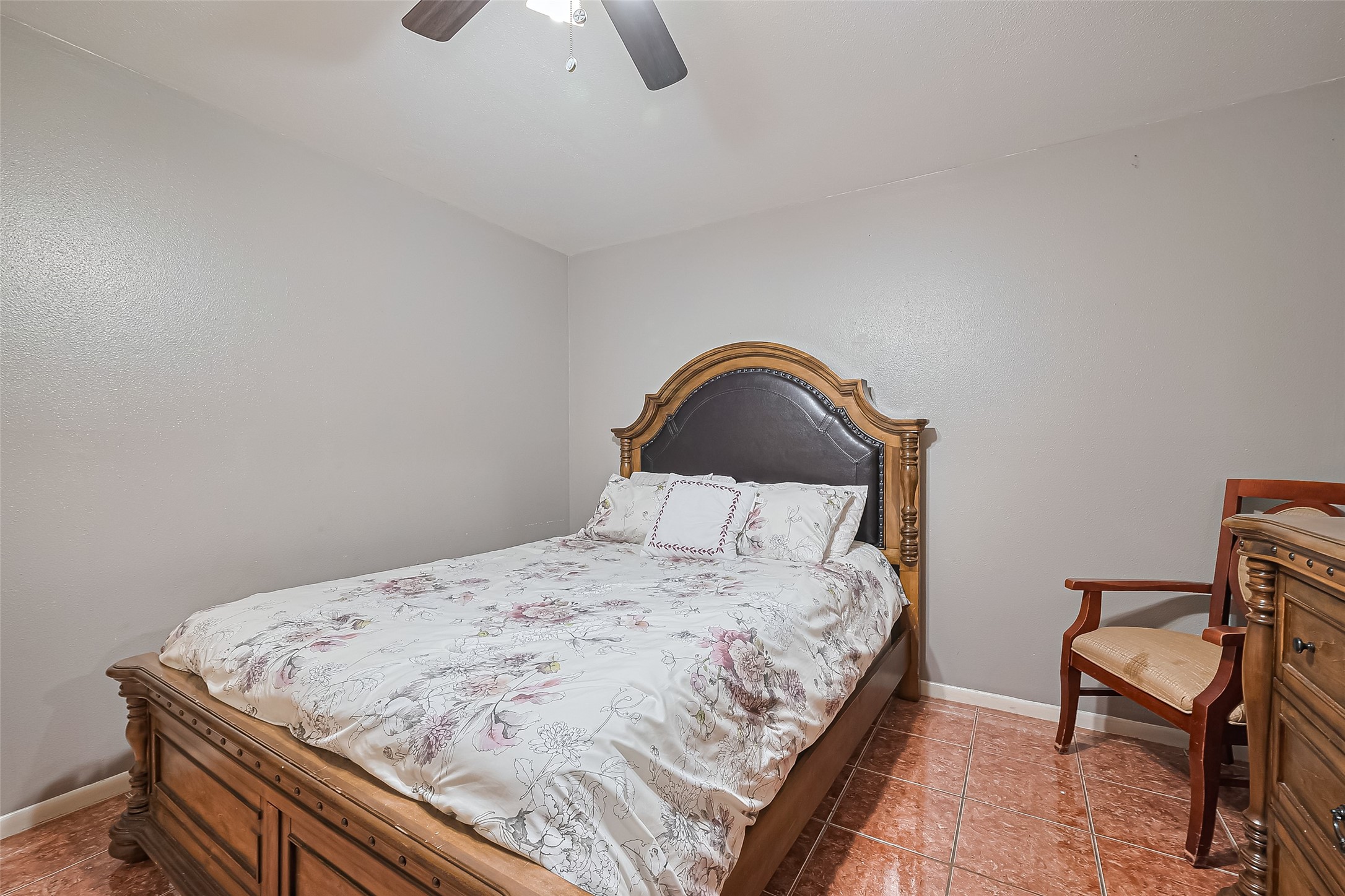 8107 Dillon Street Houston, TX 77061 - Photo 19 of 26