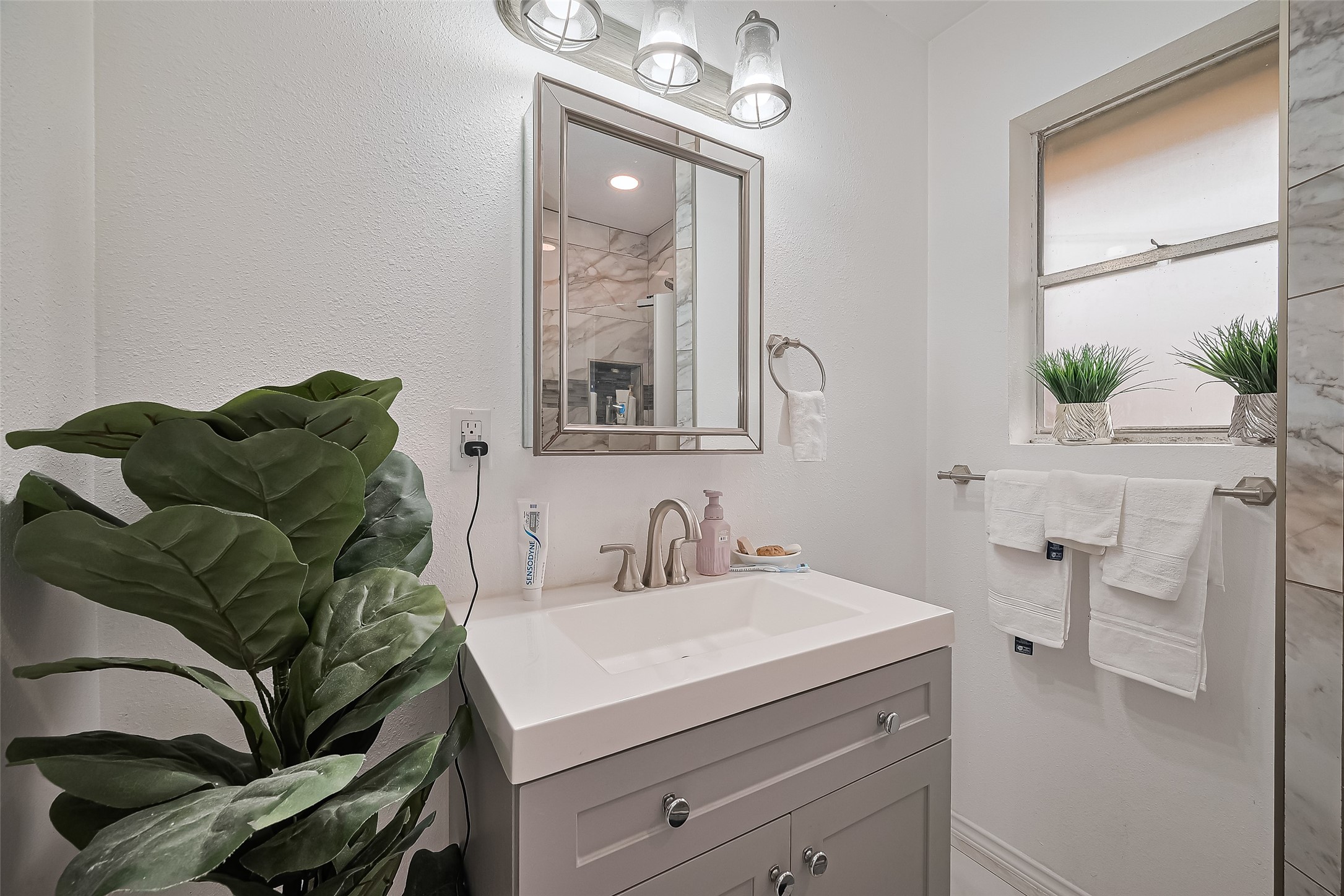 8107 Dillon Street Houston, TX 77061 - Photo 21 of 26