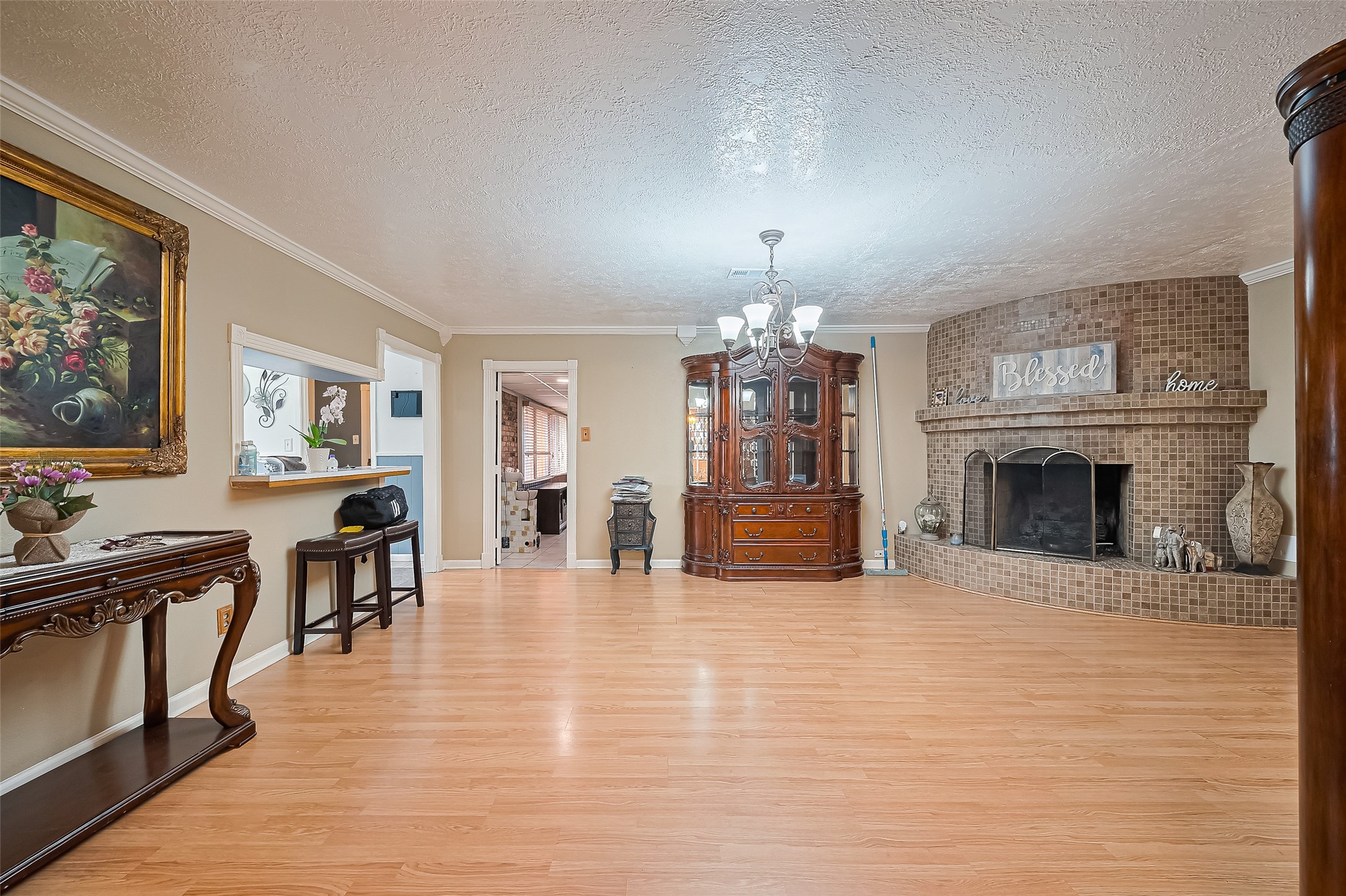 8107 Dillon Street Houston, TX 77061 - Photo 4 of 26