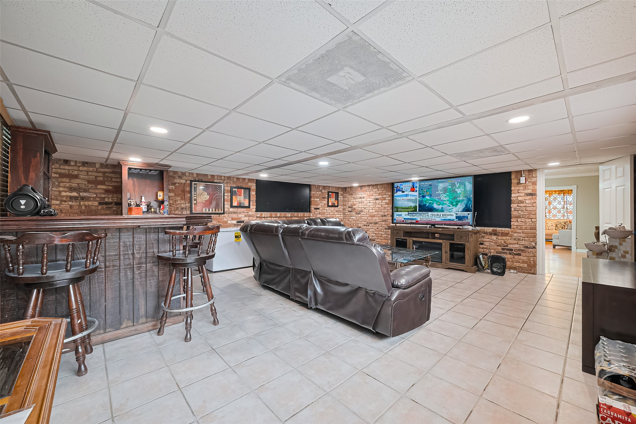 8107 Dillon Street Houston, TX 77061 - Photo 6 of 26