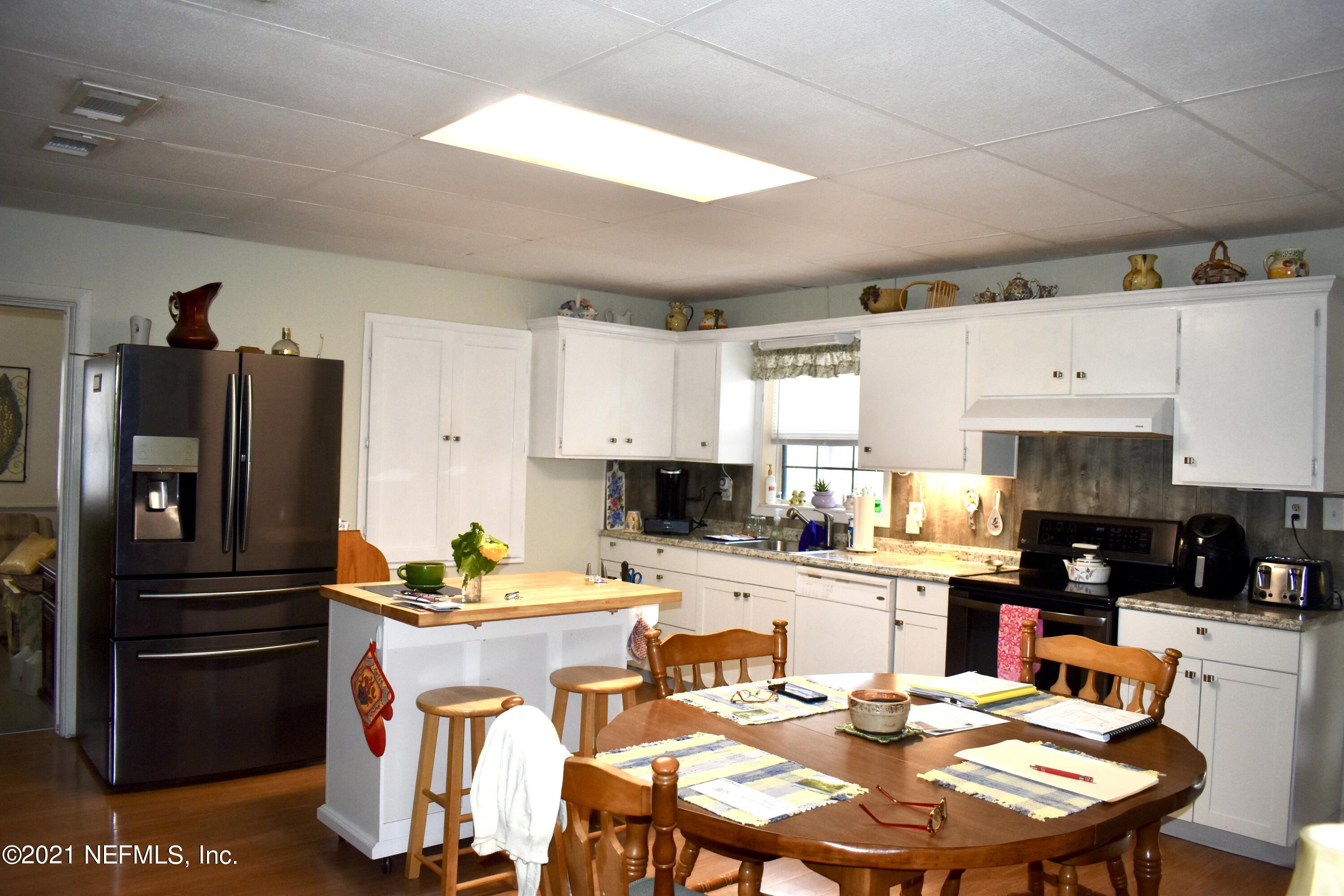 142 Riverside Avenue Satsuma, FL 32189 - Photo 16 of 43 142 Riverside Ave, Satsuma (49)