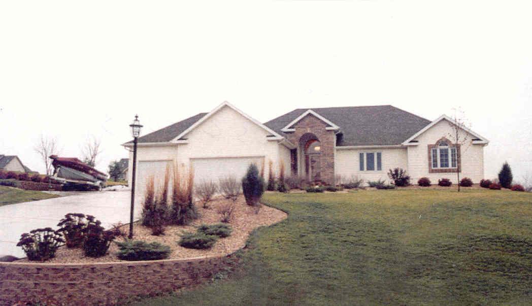 W294-s2595 Cambrian Ridge Waukesha, WI 53188 - Photo 1 of 1