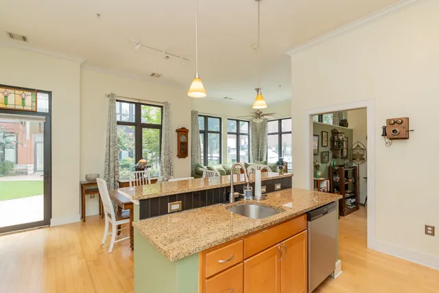 $409,900 | 129 Walnut Street, Unit 22, Chattanooga, TN 37403