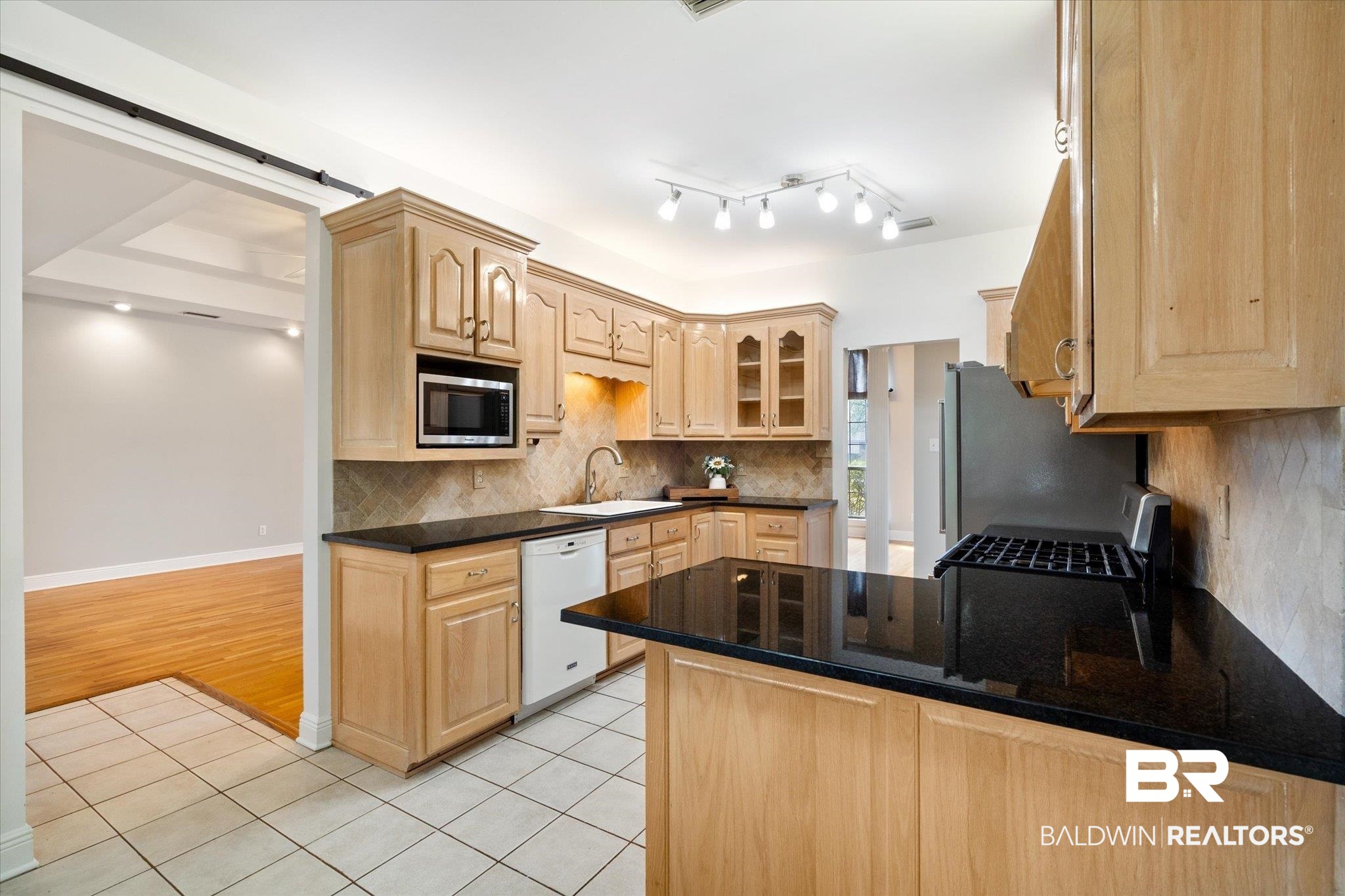 5466 3rd Street Satsuma, AL 36572 - Photo 9 of 46