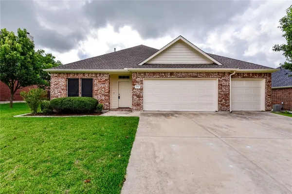 $2,300 | 20817 Silverbell Lane, Pflugerville, TX 78660