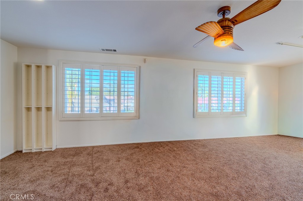 511 Madrid Street Hemet, CA 92545 - Photo 20 of 48 Large Loft area upstairs