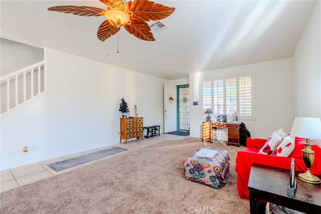 511 Madrid Street Hemet, CA 92545 - Photo 5 of 48