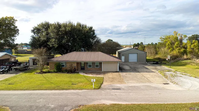 $225,000 | 321 Karen Drive, Lockport, LA 70374