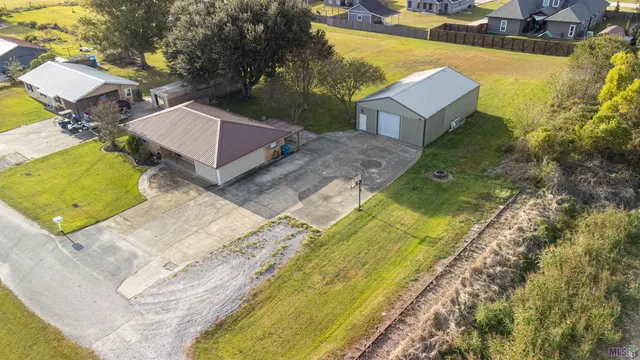 $225,000 | 321 Karen Drive, Lockport, LA 70374